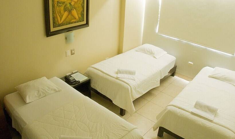 Номер Стандарт Трехместный, Rivera Del Rio