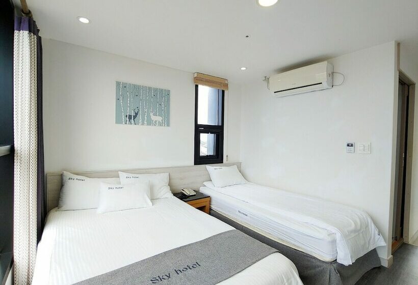 디럭스 룸, Sky