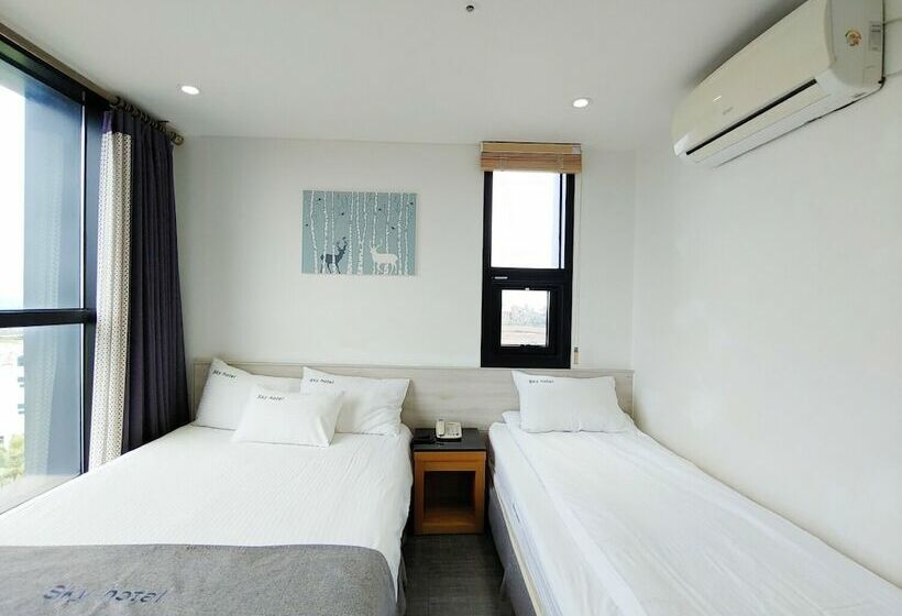 غرفة ديلوكس, Sky