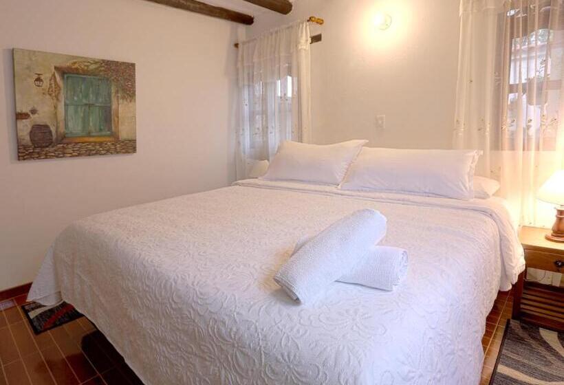ファミリールーム, Villa Del Angel