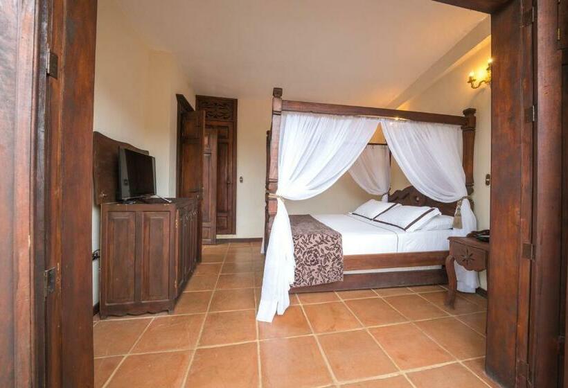 Номер Стандарт с Балконом, Nueva Granada Hotel Colonial  Centro Histórico