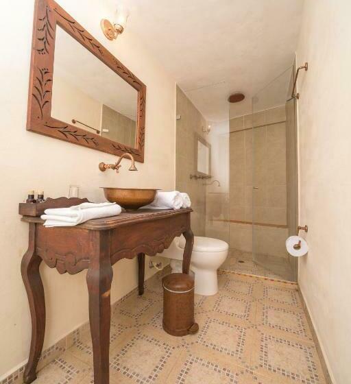 اتاق استاندارد با بالکن, Nueva Granada Hotel Colonial  Centro Histórico