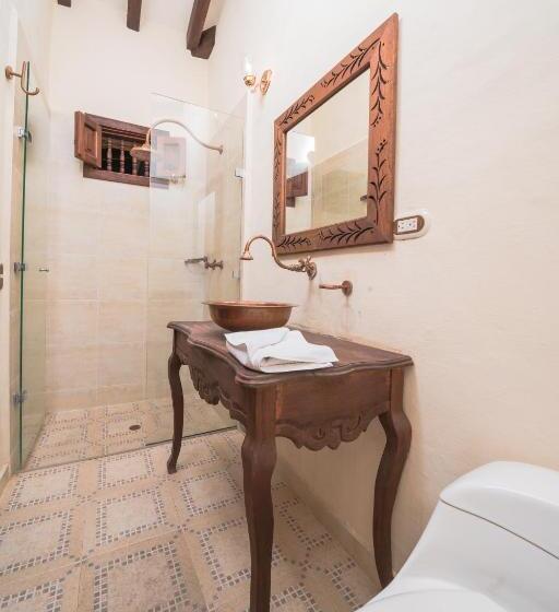 اتاق استاندارد با بالکن, Nueva Granada Hotel Colonial  Centro Histórico