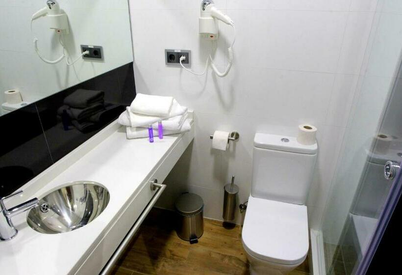 اتاق استاندارد, Urban Youth Hostel