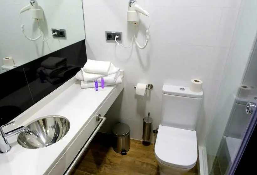 اتاق استاندارد, Urban Youth Hostel
