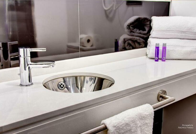 اتاق استاندارد, Urban Youth Hostel