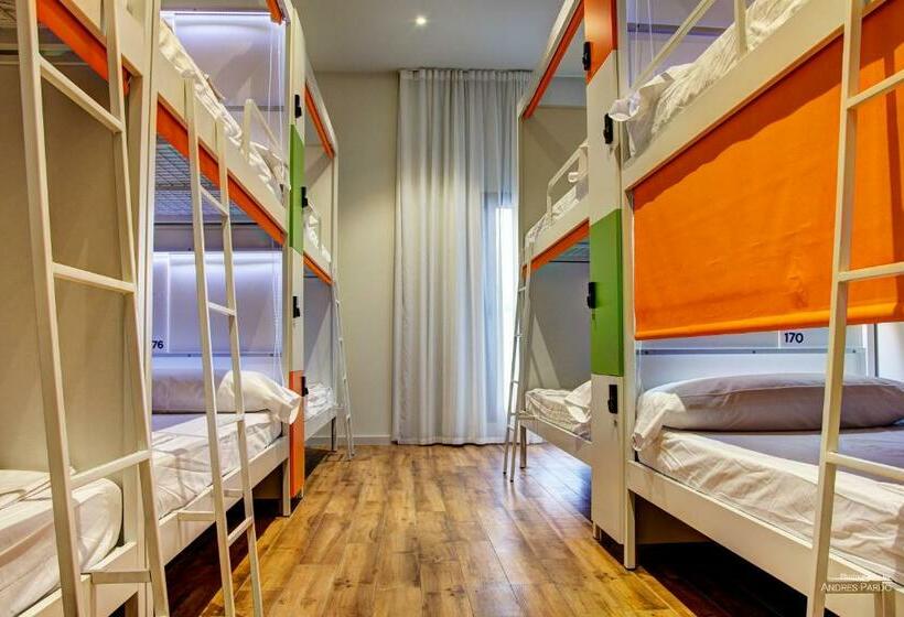 تختخواب در اتاق مشترک, Urban Youth Hostel