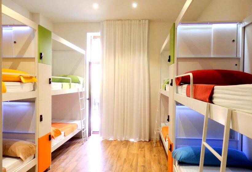 تختخواب در اتاق مشترک, Urban Youth Hostel