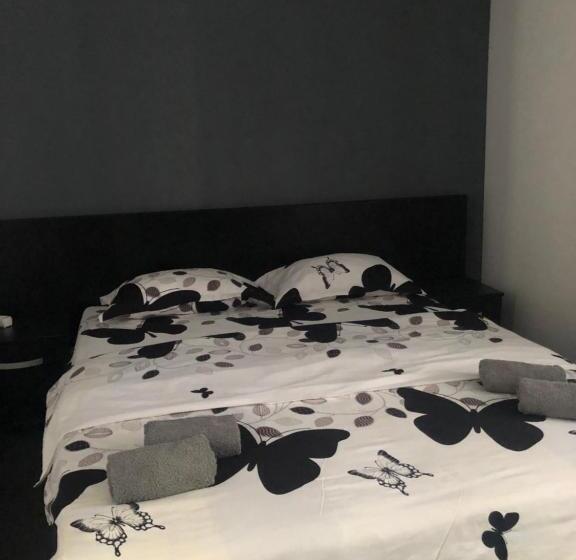 غرفة قياسية, Casa Athena