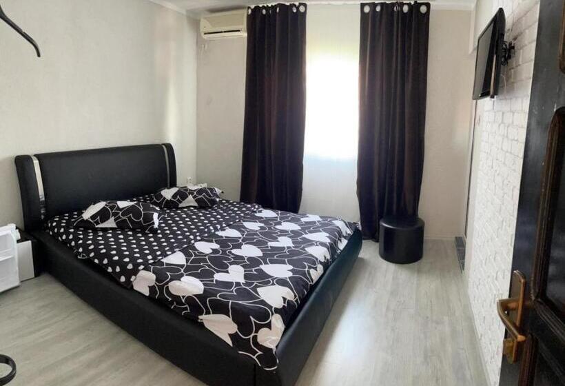 غرفة قياسية, Casa Athena