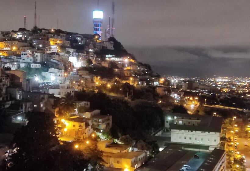 スイート, Suite Riverfront Puerto Santa Ana