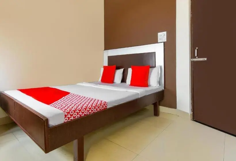 Quarto Triplo Clássico, Blessing Inn