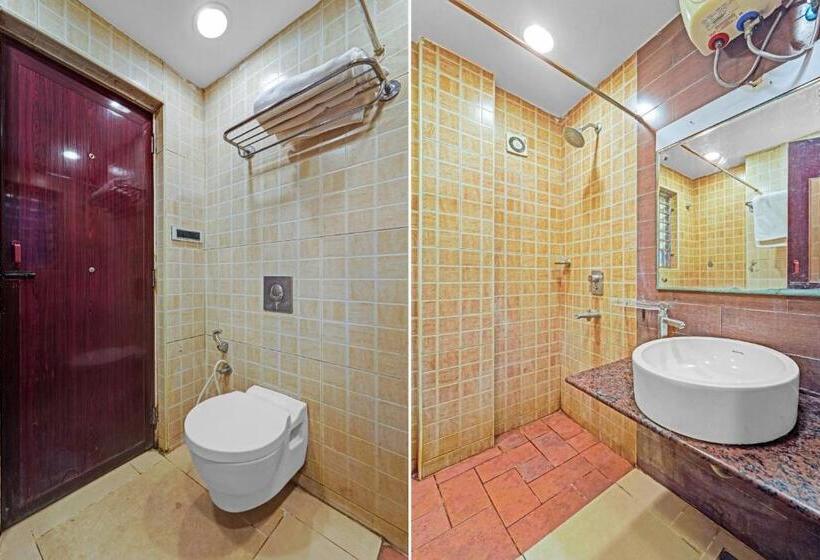 Quarto Triplo Deluxe, Super Townhouse Anna Salai