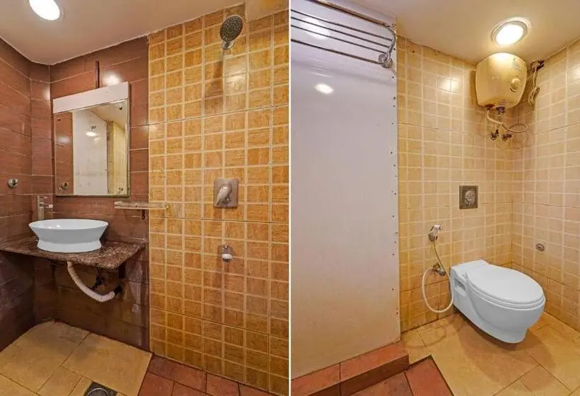 Deluxe Kolmen Hengen Huone, Super Townhouse Anna Salai