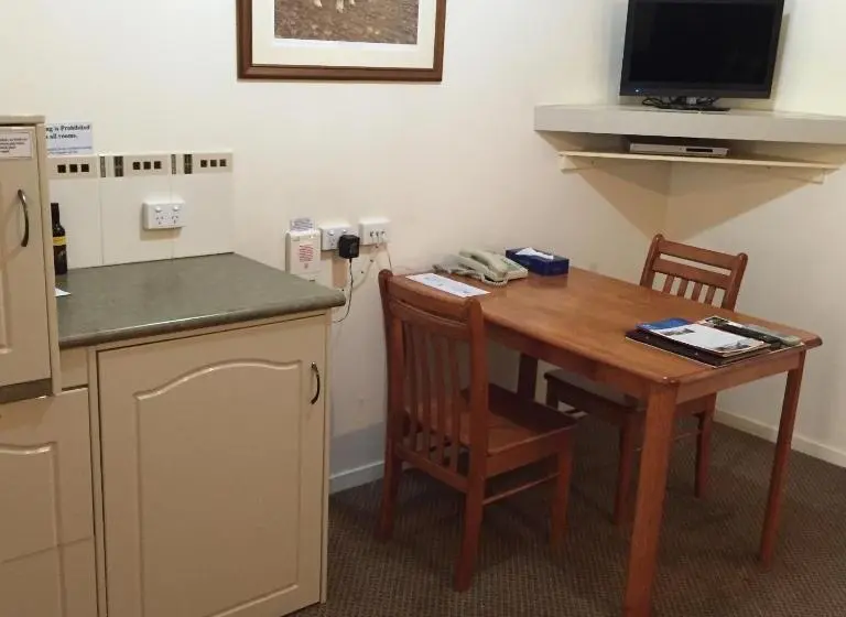 سوییت, Criterion Hotel Motel Rockhampton
