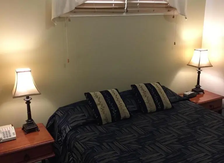 سوییت, Criterion Hotel Motel Rockhampton