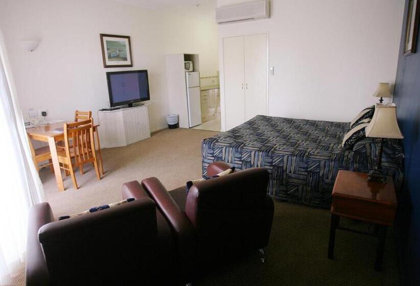 اتاق استاندارد با تخت بزرگ, Criterion Hotel Motel Rockhampton