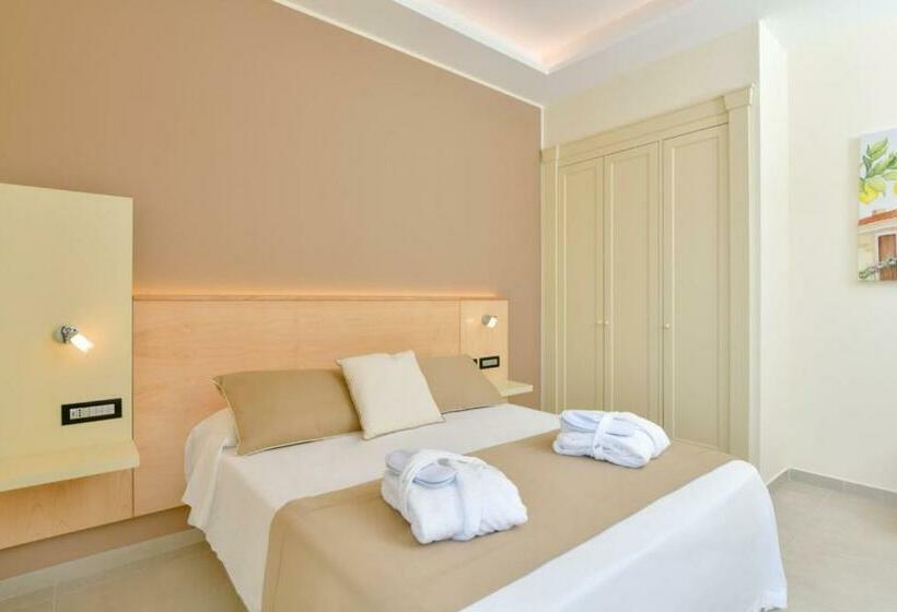 Номер Deluxe, Grand Hotel Santa Maria