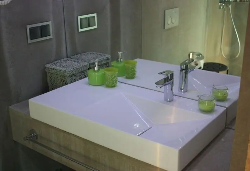 Standard-huone, Acquavilla