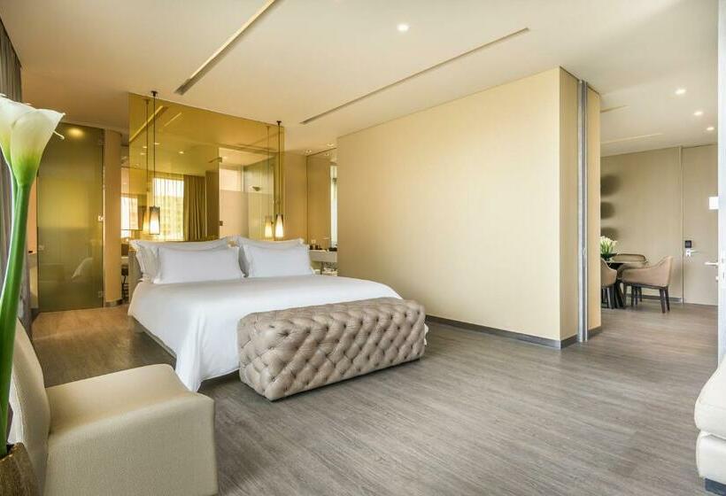 سوئیت پرزیدنت, Bog