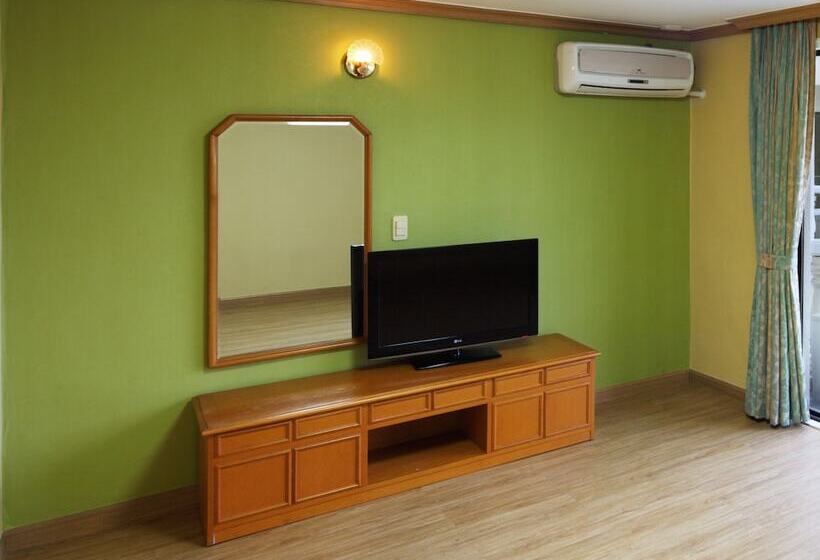 Номер Deluxe, Hanwha Resort Baegam Hot Springs