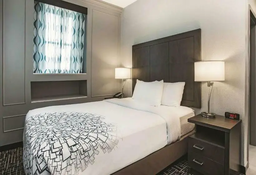 スタンダードルーム, La Quinta Inn & Suites By Wyndham Baltimore Downtown