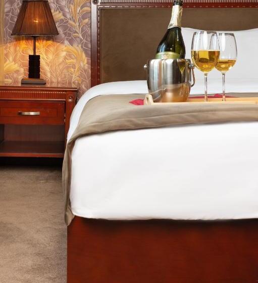 اتاق راحتی سه تخته, Margo Palace