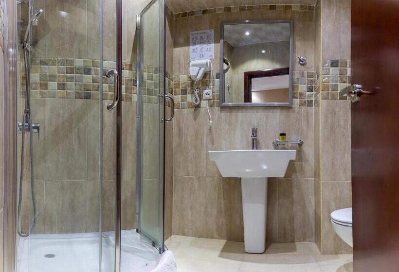 اتاق استاندارد با چشمانداز شهر, Margo Palace