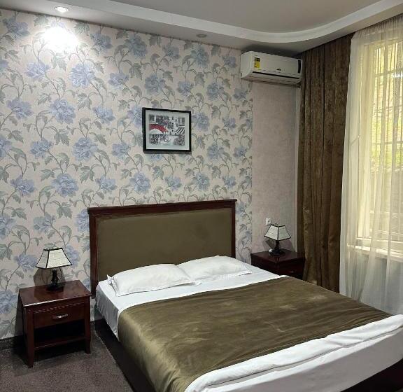 اتاق استاندارد با چشمانداز شهر, Margo Palace