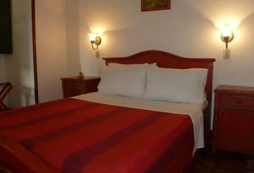 Classic-huone, Mision Santa Barbara Rnt 4799