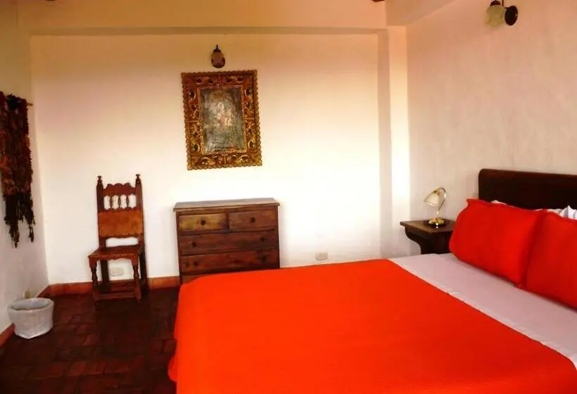 Sviitti, Mision Santa Barbara Rnt 4799