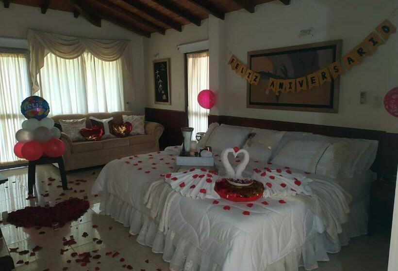 غرفة سوبيريور مزود بجاكوزى, Monchuelo Spa