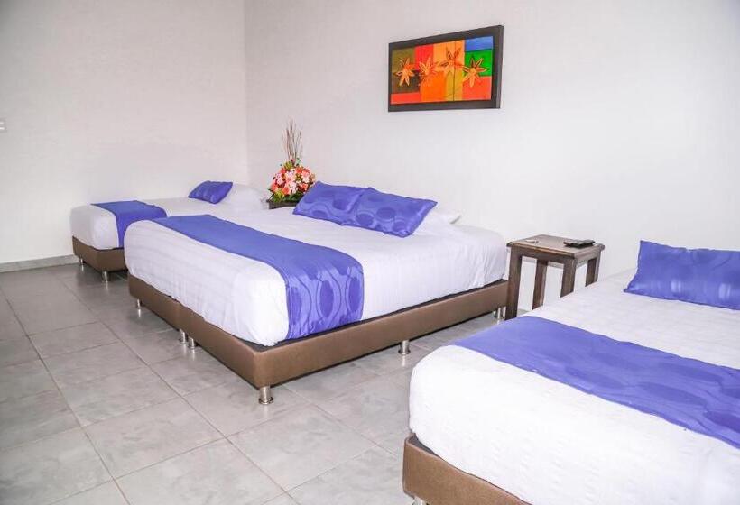 اتاق استاندارد چهار تخته, Parque De Los Arrieros