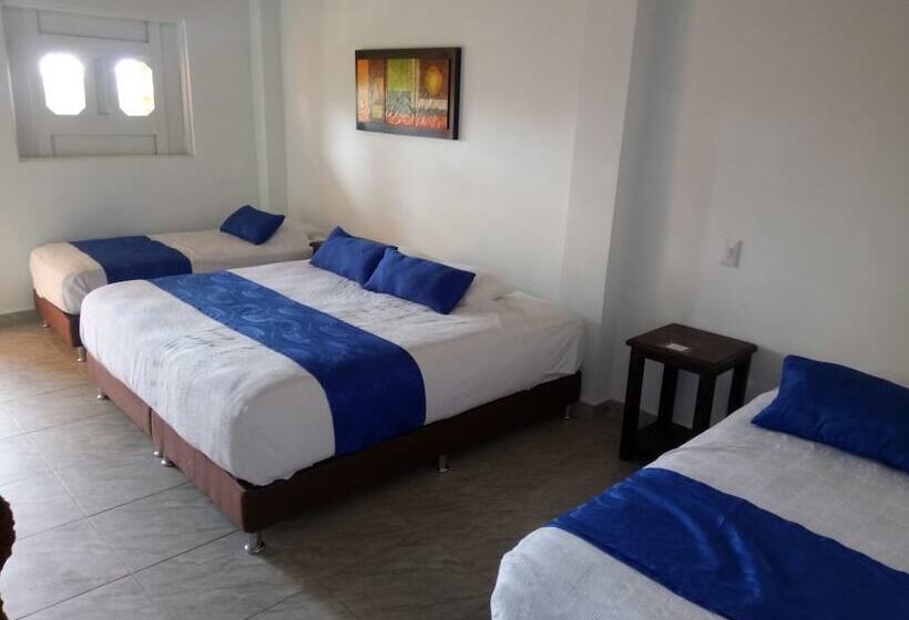 Quarto Estandar, Parque De Los Arrieros