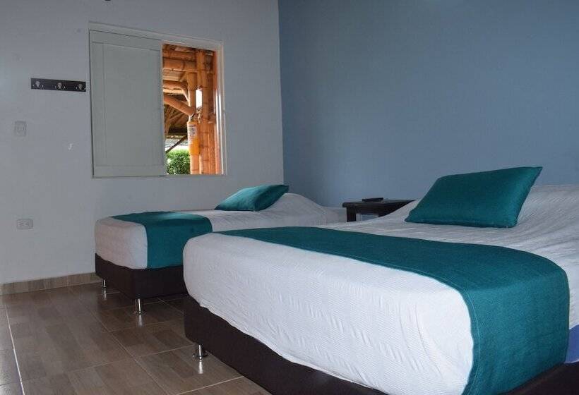 اتاق استاندارد, Parque De Los Arrieros