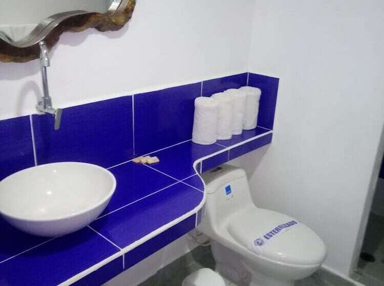 Quarto Estandar, Parque De Los Arrieros