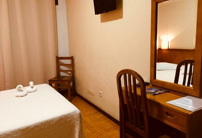 اتاق استاندارد, Portinari