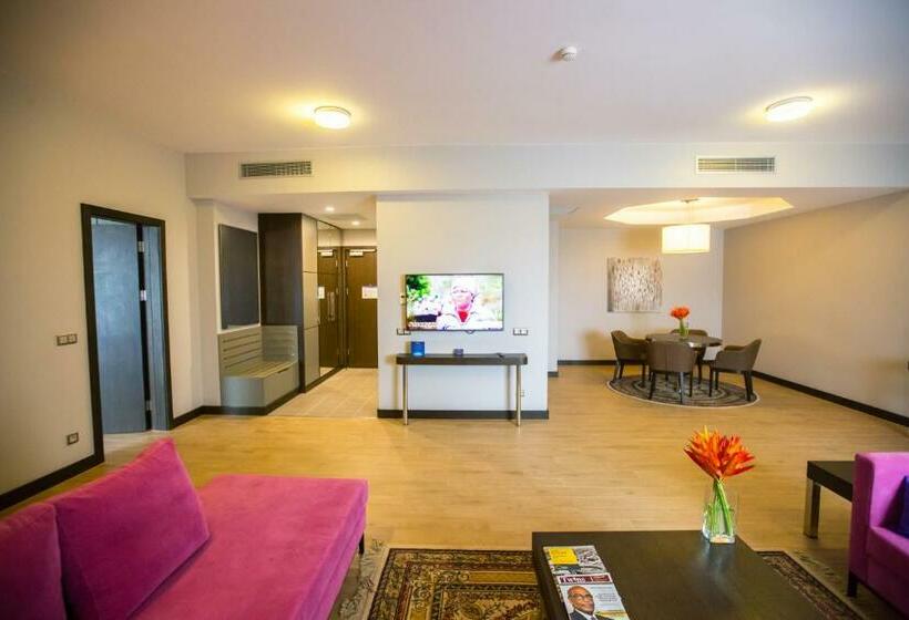 高级套房, Radisson Blu Hotel, Abidjan Airport