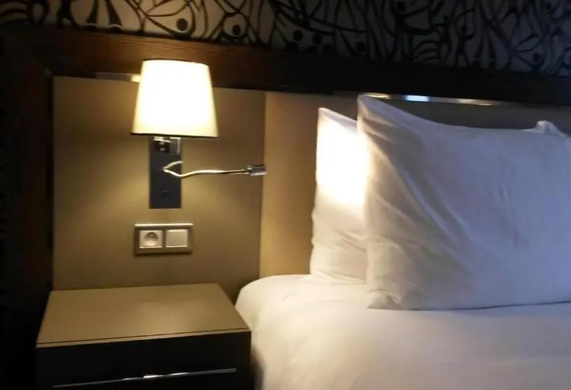 سوئیت پریمیوم, Radisson Blu Hotel, Abidjan Airport