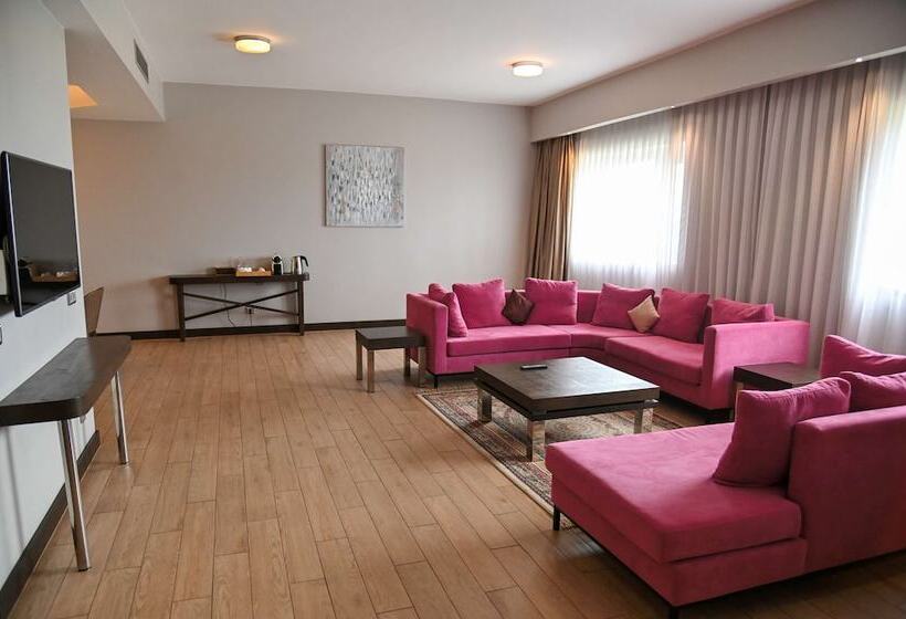 小型套房, Radisson Blu Hotel, Abidjan Airport