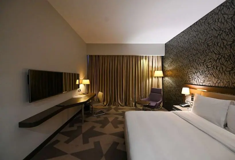 اتاق پریمیوم با چشمانداز باغ, Radisson Blu Hotel, Abidjan Airport