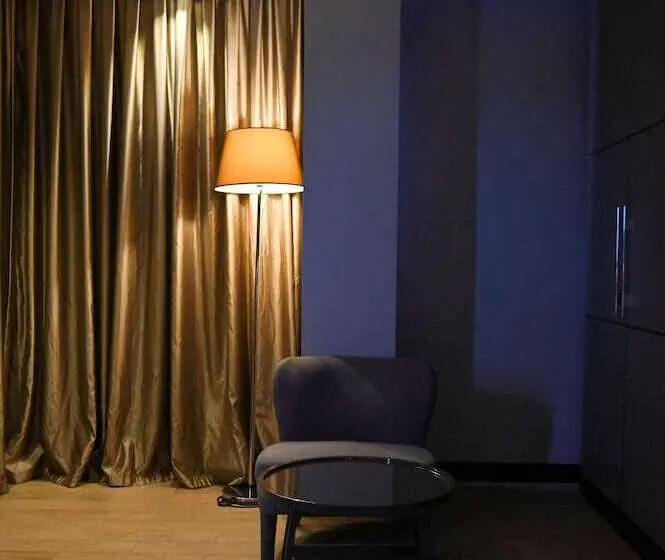 سوئیت پریمیوم, Radisson Blu Hotel, Abidjan Airport
