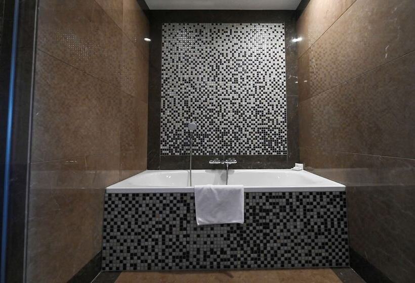 总统套房, Radisson Blu Hotel, Abidjan Airport