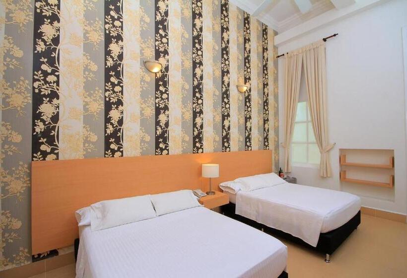 컴포트 트리플 룸, Republicano 1910