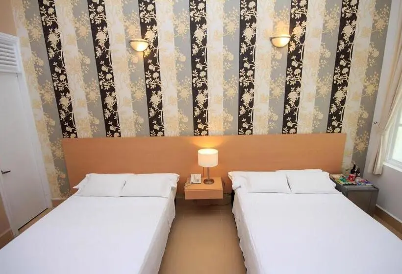 Comfort Kolmen Hengen Huone, Republicano 1910