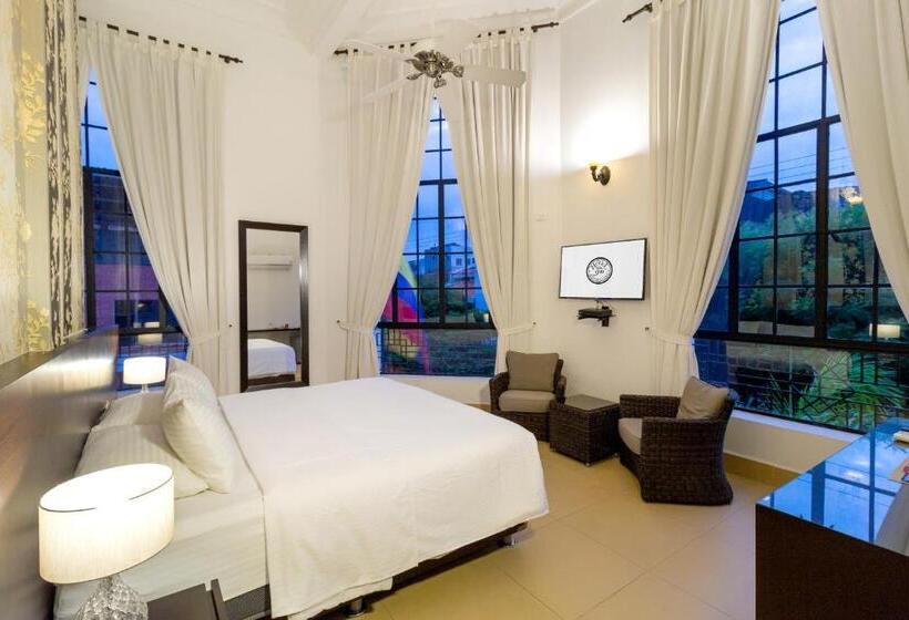 스탠다드 룸 킹사이즈 침대, Republicano 1910