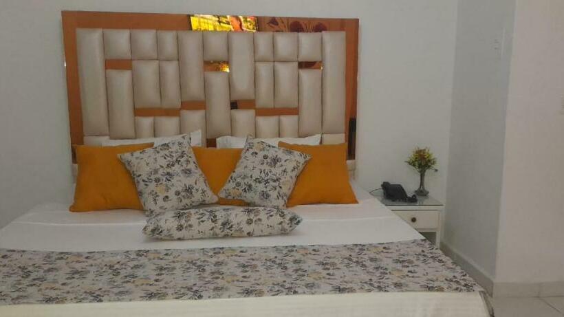 Номер Стандарт, Royal Plaza