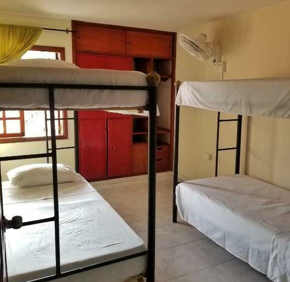 מיטה בחדר משותף, Sam S Vip Hostel San Gil