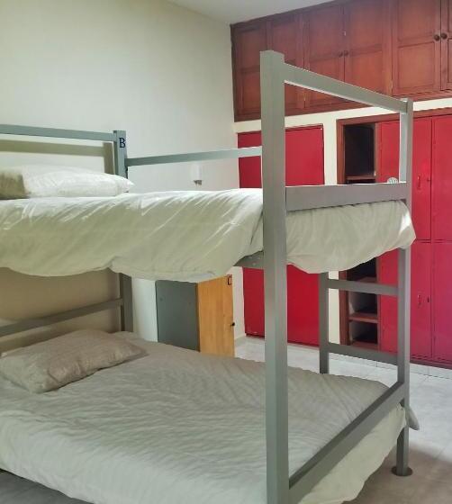 מיטה בחדר משותף, Sam S Vip Hostel San Gil