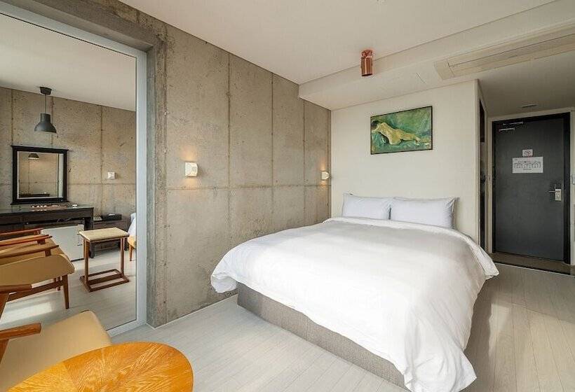 ファミリールーム, Stay Interview Jeju